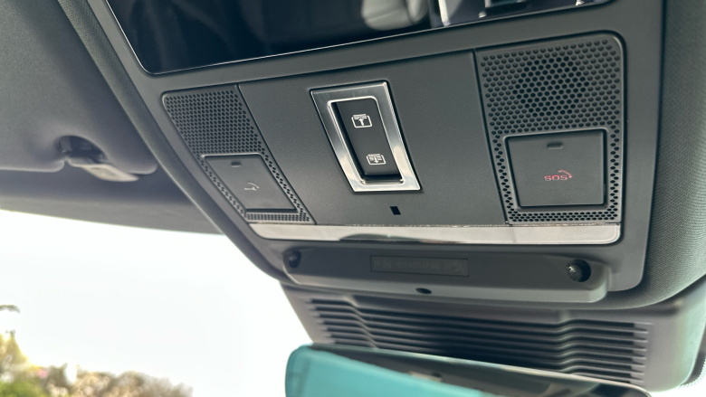 Land Rover Range Rover Evoque 1.5 P270e Edition 5dr Auto Hatchback